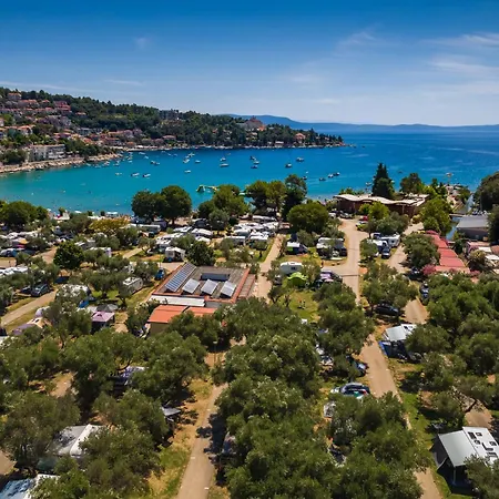 Maslinica Oliva Pitches Kemping *