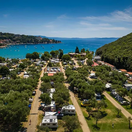 Maslinica Oliva Pitches Camping Rabac