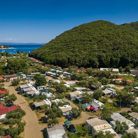 Camping Maslinica Oliva Pitches *